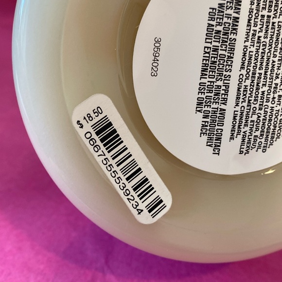 Bath & Body Works Aromatherapy “Lavender & Vanilla” Body Scrub & Body Butter - Picture 9 of 10